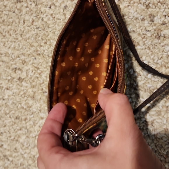 Fossil Key-Per Wristlet Credit Card Holder/Coin Purse Wallet 7" X 3.5" Floral - Picture 5 of 7